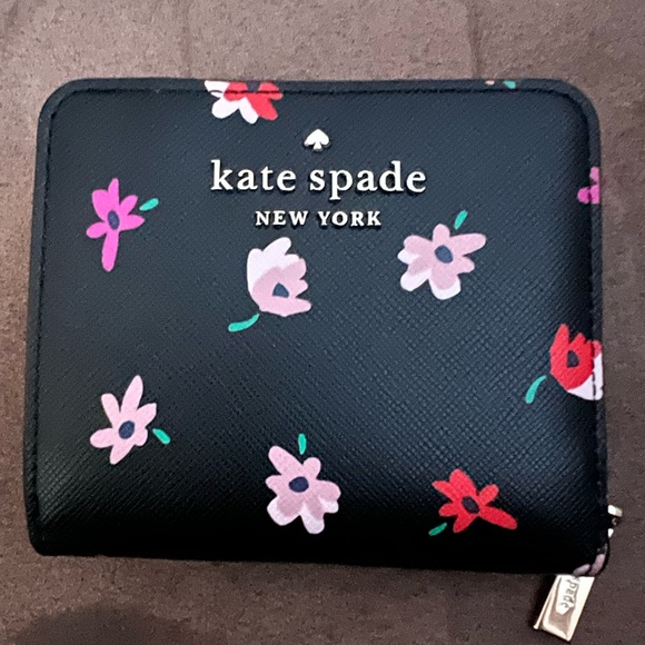 kate spade Handbags - Kate spade wallet